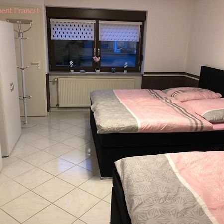 Apartment Franci Wiebelskirchen Eksteriør billede